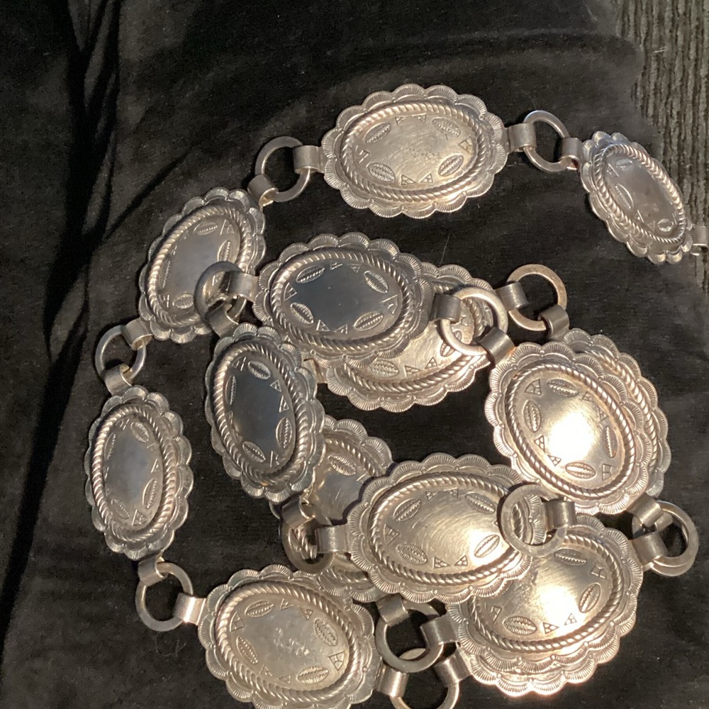 Elegant Silver tone Concho Belt